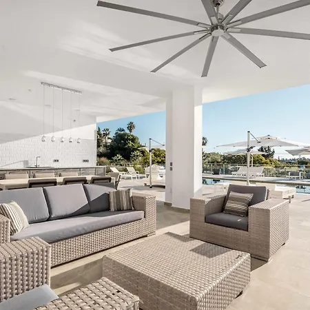 Paraiso Alto Ultimate Pool Gym Cinema Parking Golf *
